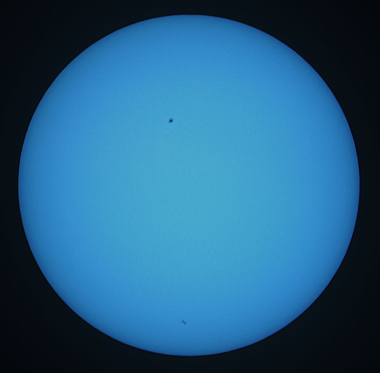 ISS · Composition