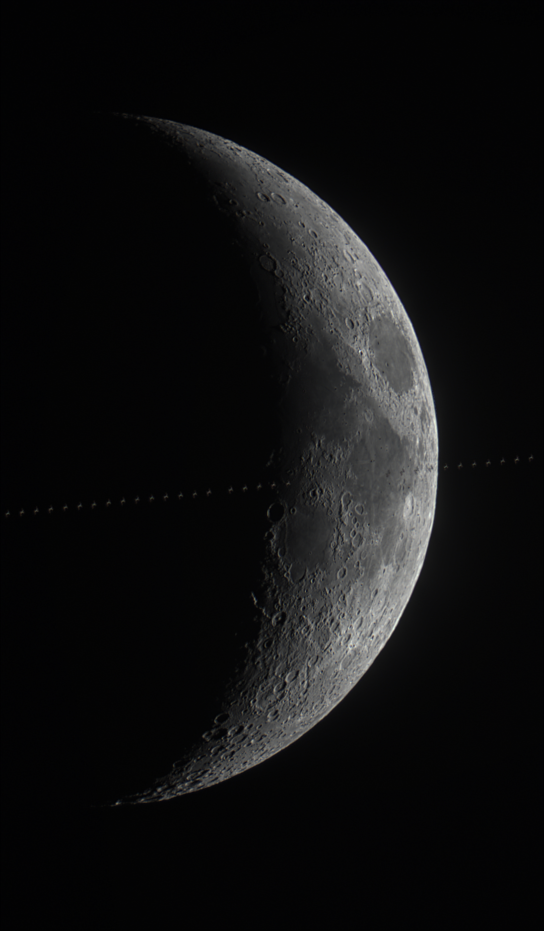 Transit ISS devant la Lune